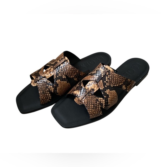 NWOT M.Gemi Stylish Snakeskin Pattern Sandals size 40.5 9.5